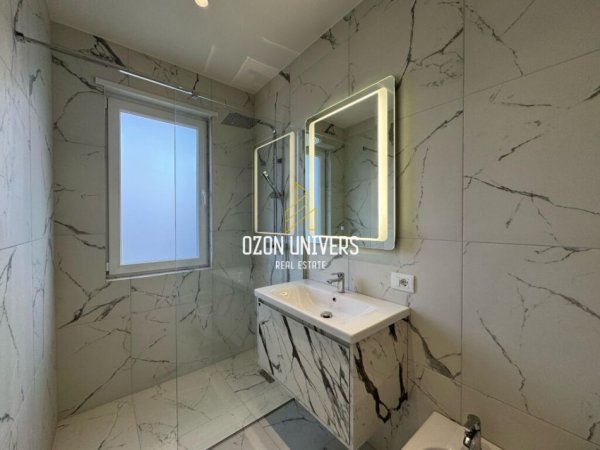 Tirane, jepet me qera apartament 2+1+Ballkon Kati 4, 113 m² 500 € (Univers City, pranë QTU-së)