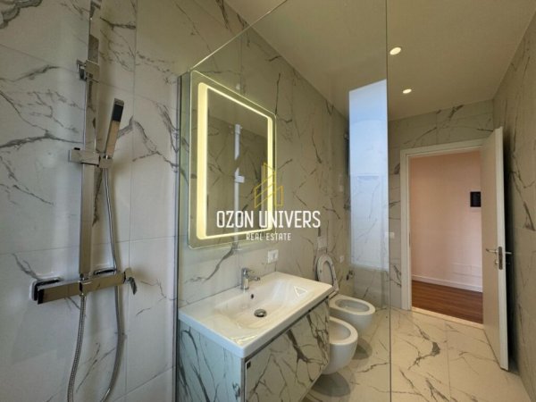 Tirane, jepet me qera apartament 2+1+Ballkon Kati 4, 113 m² 500 € (Univers City, pranë QTU-së)