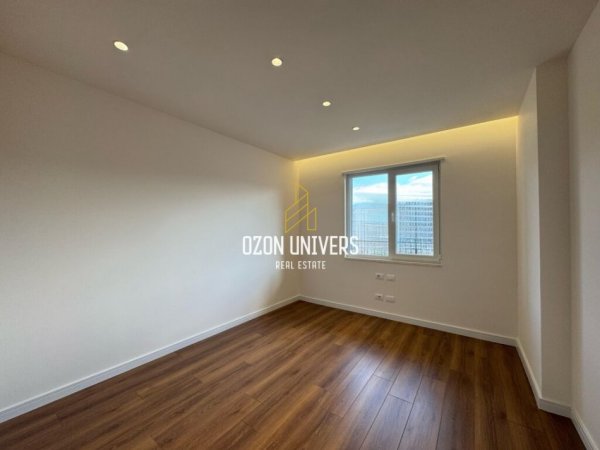 Tirane, jepet me qera apartament 2+1+Ballkon Kati 4, 113 m² 500 € (Univers City, pranë QTU-së)