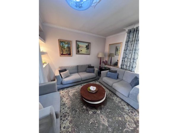 Tirane, jepet me qera apartament 2+1+Aneks+Ballkon Kati 3, 93 m² 600 € (HILLTON)