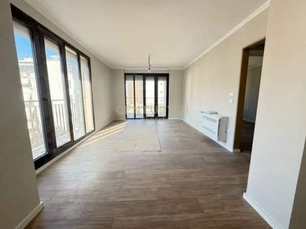 Tirane, jepet me qera zyre Kati 2, 112 m² 1.500 € (BULEVARDI ZOGU 1)