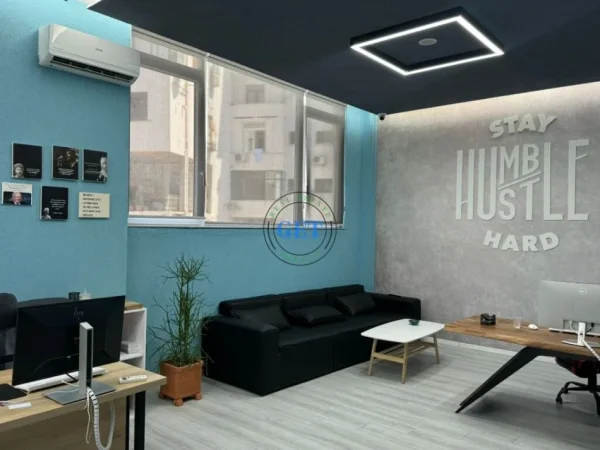 Durres, shitet ambjent biznesi Kati 0, 88 m² 165.000 € (Prane Blue Star)