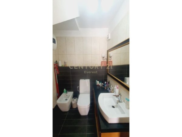 Tirane, shes apartament Dublex Kati 1, 125 m² 300.000 € (Kodra e Diellit)
