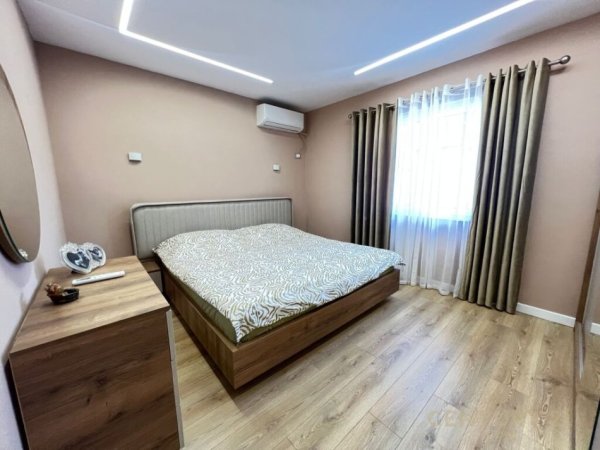 Tirane, jepet me qera apartament 2+1+Aneks+Ballkon Kati 4, 63 m² 850 € (Stadiumi Dinamo)
