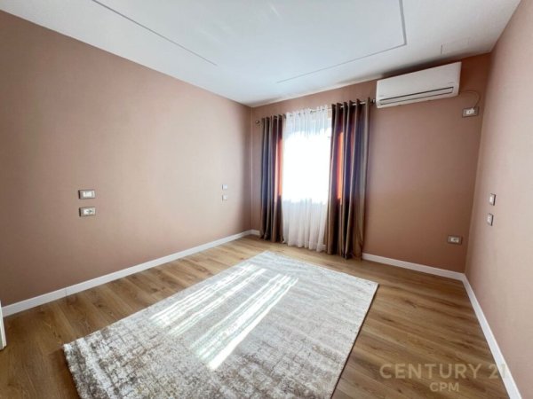 Tirane, jepet me qera apartament 2+1+Aneks+Ballkon Kati 4, 63 m² 850 € (Stadiumi Dinamo)