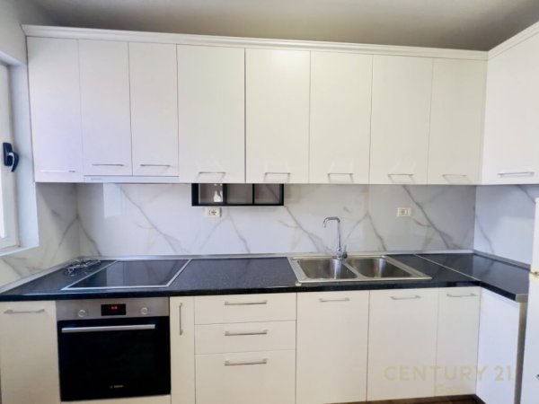Tirane, jepet me qera apartament 1+1+Aneks+Ballkon Kati 5, 65 m² 650 € (Myslym Shyri)