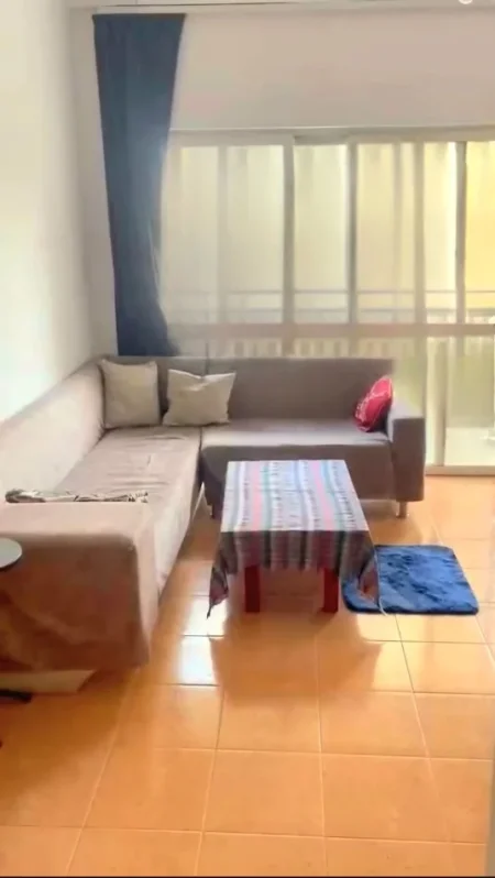 Tirane, jepet me qera apartament 1+1+Ballkon Kati 3, 55 m² 450 € (FUSHA E AVIACIONIT)