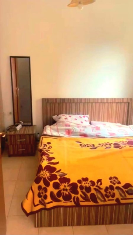 Tirane, jepet me qera apartament 1+1+Ballkon Kati 3, 55 m² 450 € (FUSHA E AVIACIONIT)