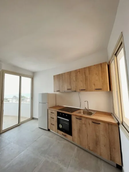 Durres, shitet apartament 1+1+Ballkon Kati 5, 73 m² 120.000 € 