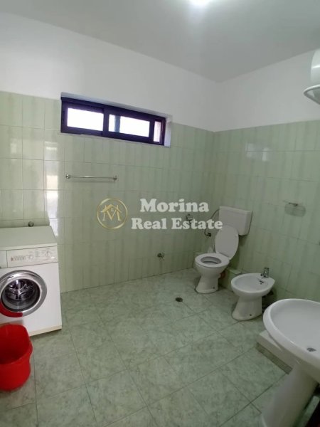 Tirane, jepet me qera apartament 1+1+Ballkon Kati 2, 77 m² 380 € (5 Maji)