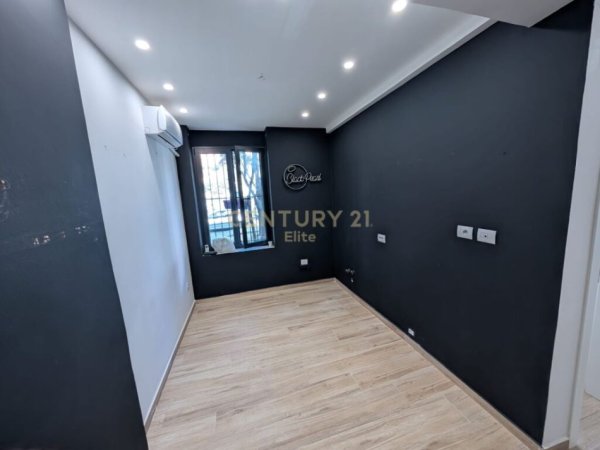 Tirane, jepet me qera apartament 1+1+Aneks+Ballkon Kati 1, 50 m² 600 € (Stadiumi Dinamo)