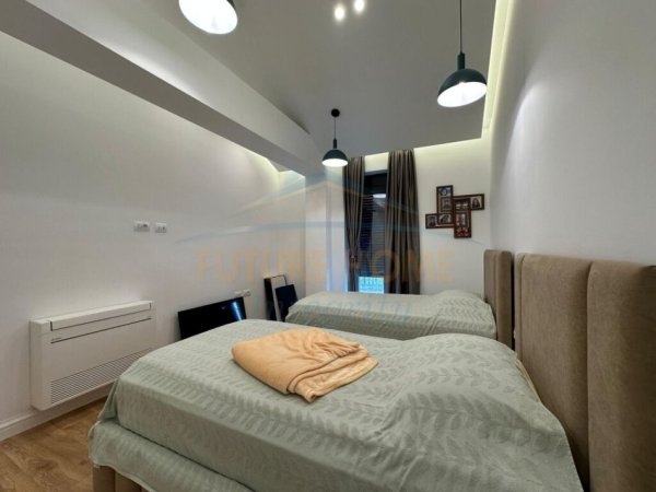 Tirane, jepet me qera Vile , 200 m² 5.000 € (BERZHITE TIRANA)