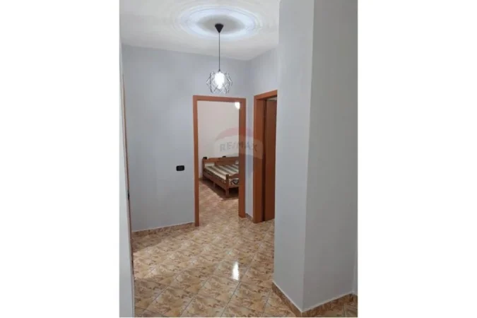 Tirane, shitet apartament 2+1+Ballkon Kati 1, 100 m² 158.000 € 