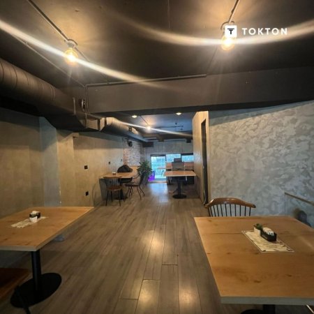 Tirane, jepet me qera ambjent biznesi Kati 0, 140 m² 1.400 € (Rezidenca ASL 1, Oxhaku, Tiranë, TT 1849)