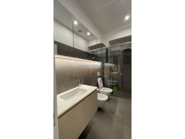 JEPET ME QERA APARTAMENT 1+1 SHKOLLA E KUQE