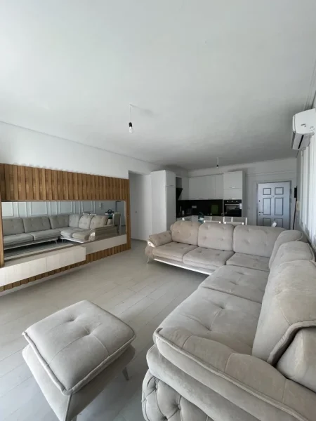 Sarande, shitet apartament 3+1+Ballkon Kati 5, 91 m² (Rruga mitat hoxha)