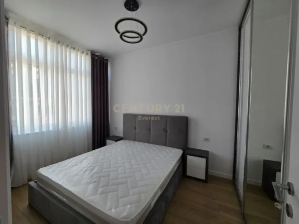Tirane, shitet apartament 2+1+Ballkon Kati 7, 96 m² 148.000 € (LAPRAKE)