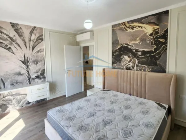 JEPET ME QERA APARTAMENT 2+1 TEK FIORI DI BOSCO