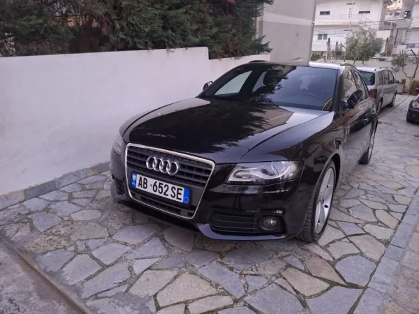 Tirane, Audi Nafte, e zeze automatik Klima 240.000 km 10.500 €