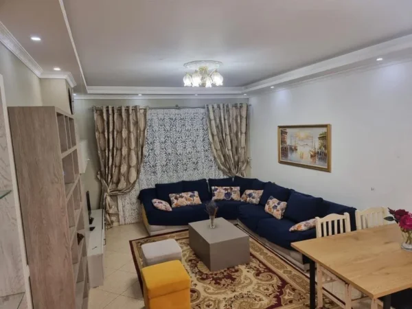 Tirane, jepet me qera apartament 2+1+Ballkon Kati 4, 80 m² 470 € (ASTIR)