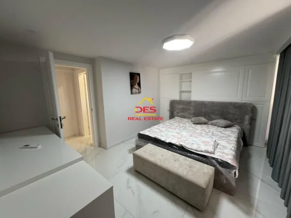 Vlore, shitet apartament duplex 2+1 Kati 0, 138 m² (Radhimë)