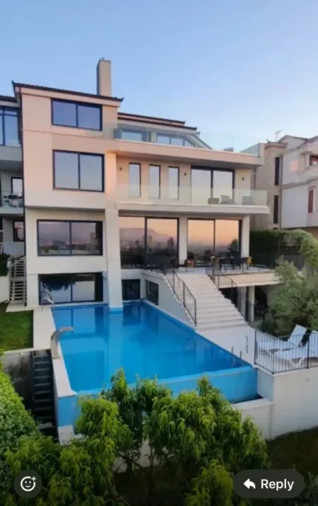 Tirane, jepet me qera Vile 3 Katshe Kati 4, 900 m² 6.500 € (LIQENI I THATE)