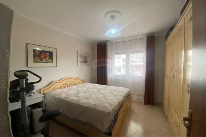 Tirane, shitet apartament 2+1 Kati 4, 73 m² 113.500 € 