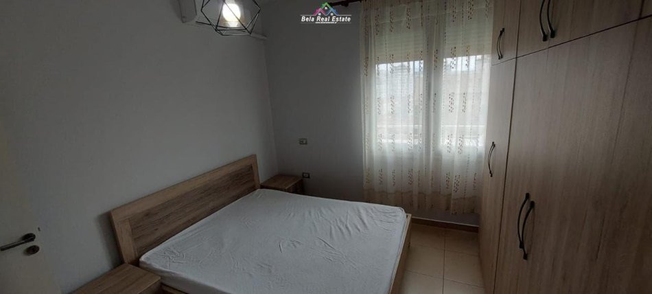 Tirane, jepet me qera apartament 1+1+Ballkon Kati 8, 68 m² 550 € (selvia)