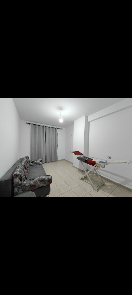 Tirane, jepet me qera apartament 2+1+Ballkon Kati 3, 85 m² 400 € (Astir)