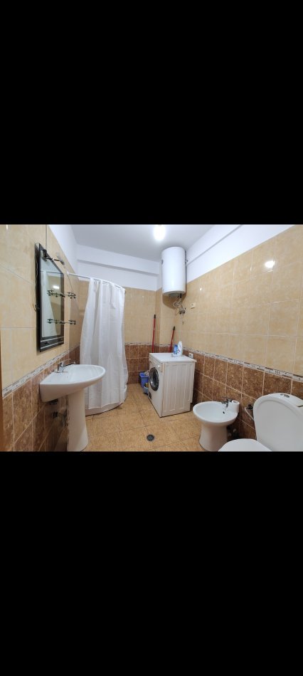 Tirane, jepet me qera apartament 2+1+Ballkon Kati 3, 85 m² 400 € (Astir)
