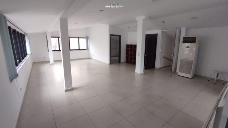 Tirane, jepet me qera zyre Kati 3, 115 m² 1.000 € (brryli)