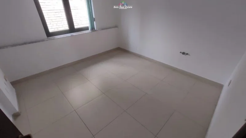 Tirane, jepet me qera zyre Kati 3, 115 m² 1.500 € (brryli)