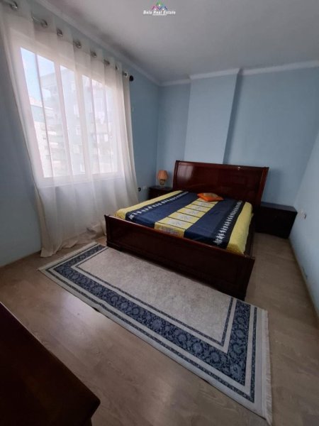 Tirane, jepet me qera apartament 2+1 Kati 5, 98 m² 450 € (yzberisht)