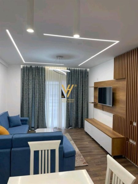 Tirane, jepet me qera apartament 2+1+Ballkon Kati 4, 75 m² 600 € (5 MAJI)