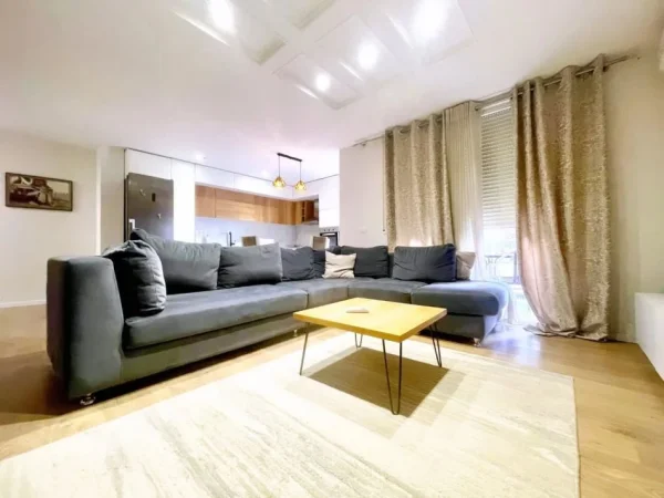 Tirane, shitet apartament 2+1 , 120 m² 166.000 € (Spitali Amerikan 3)