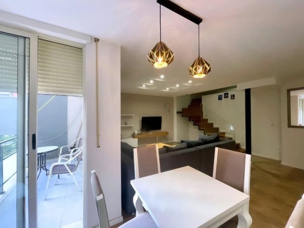 Tirane, shitet apartament 2+1 , 120 m² 166.000 € (Spitali Amerikan 3)