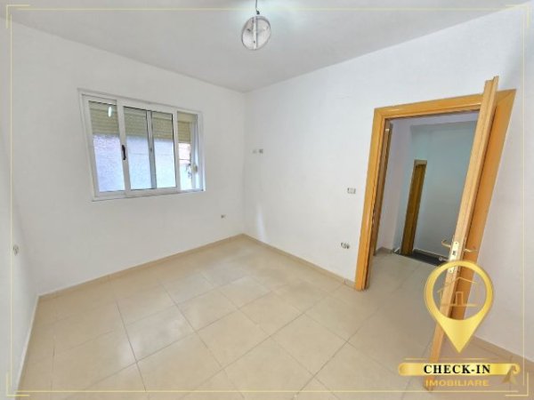 Tirane, jepet me qera apartament 1+1+Aneks+Ballkon Kati 1, 100 m² 600 € (Rruga Fortuzi)