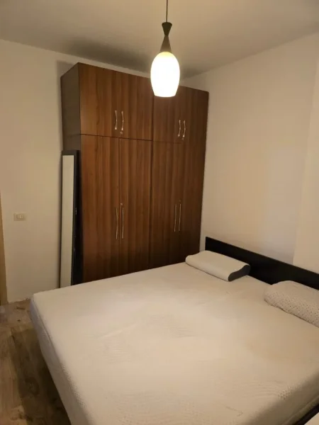 Tirane, shitet apartament 1+1+Ballkon Kati 5, 76 m² 98.000 € (Astir)