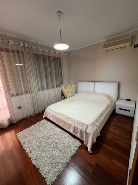 Tirane, jepet me qera apartament 1+1+Ballkon Kati 7, 70 m² 700 € (SHESHI WILLSON)