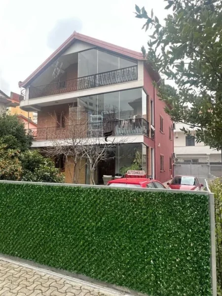 Tirane, shitet Vile 3+1+Ballkon Kati 3, 410 m² 509.000 € (KINOSTUDIO)