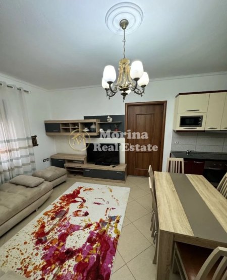 Tirane, jepet me qera apartament 2+1 Kati 2, 95 m² 500 € (Don Bosko)