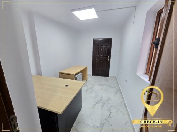 Tirane, jepet me qera dyqan Kati 0, 12 m² 300 € (Rruga Fortuzi)