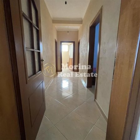 Tirane, jepet me qera apartament 3+1+Ballkon Kati 2, 115 m² 450 € (Selite e Vogel)