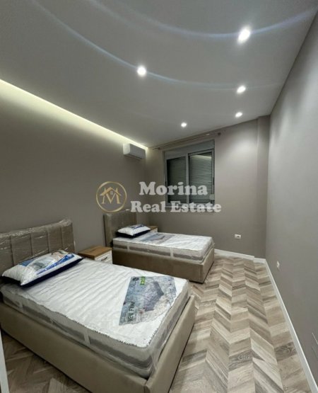 Tirane, jepet me qera apartament 2+1 Kati 7, 120 m² 1.300 € (Qender)