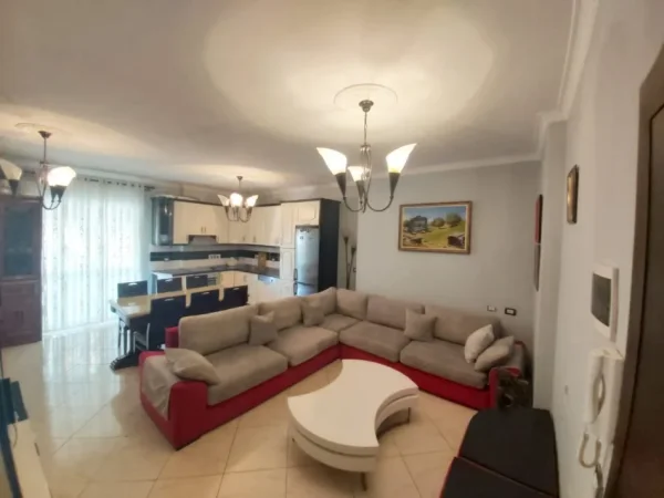 Fier, shes apartament 3+1 Kati 1, 129 m² 90.000 € (Rr. Mihal Jano, Fier)