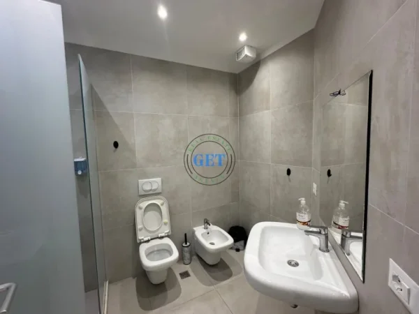 Durres, shitet apartament 1+1+Ballkon Kati 0, 145 m² 250.000 € (SHITEN, DY APARTAMENTE 1+1 NE VOLLGA,DURRES!)