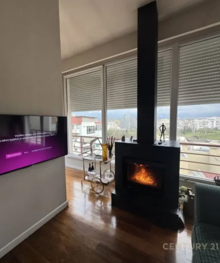 Tirane, shitet apartament+verande | Penthouse 2+1+Aneks+Ballkon Kati 6, 220 m² 330.000 € (Kodra e Diellit)
