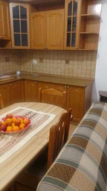 Tirane, jepet me qera apartament 1+1 Kati 3, 60 m² 350 € (rruga bajram allaraj)