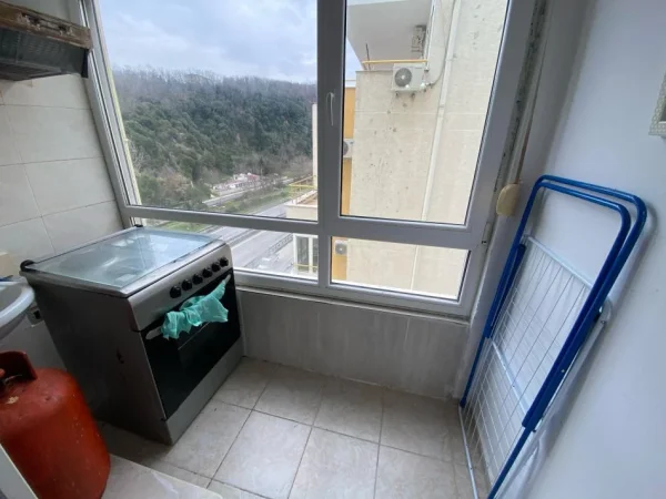 Durres, jepet me qera apartament 1+1 Kati 6, 48 m² 300 €