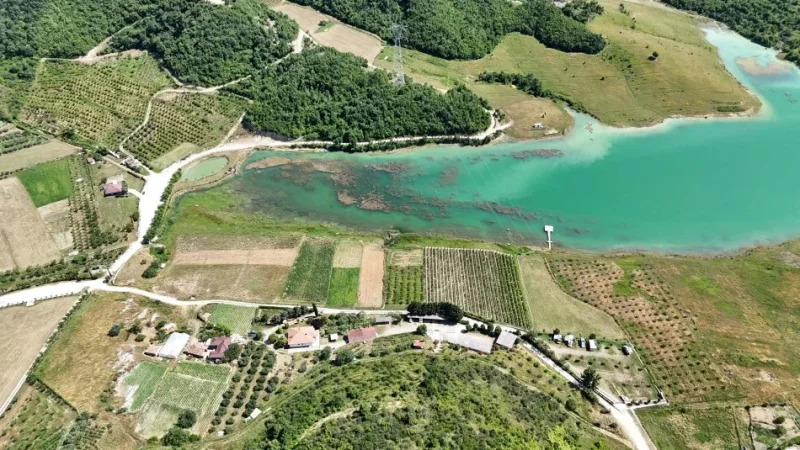 Tirane, shitet truall , 5.059 m² 278.245 € ( SHITET TOKE NE KASHAR AFER LIQENIT TE KUSIT.)